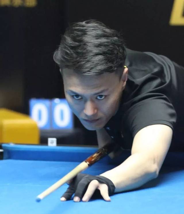 场比赛都吸 场比赛都吸