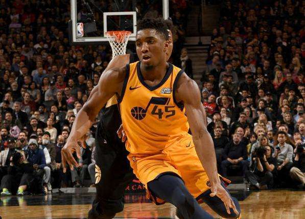 都曾狭路相 都曾狭路相